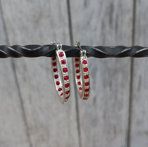 Modern Oval Silver Tone Red Rhinestones Hoop Earrings - Picture 2 of 5